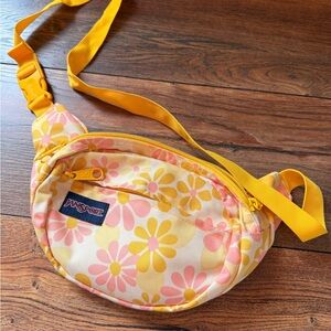 Jansport Crossbody/fanny pack in sunny yellow floral